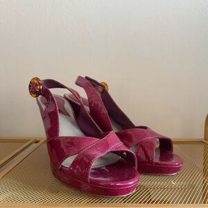 Naot Fuchsia Platform Sandals